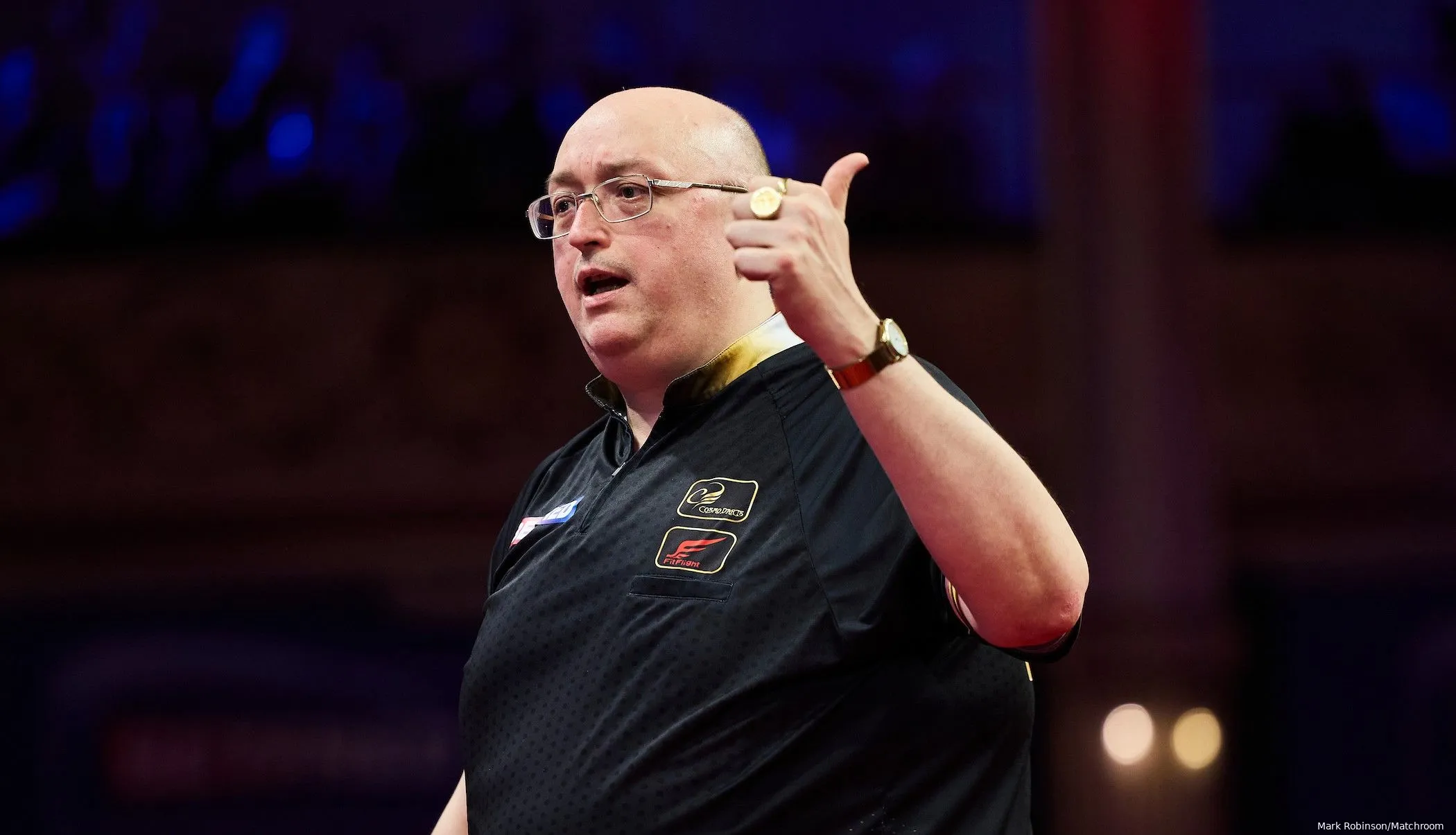 Golden Andrew Gilding survives matchdart nerves to see off Martin